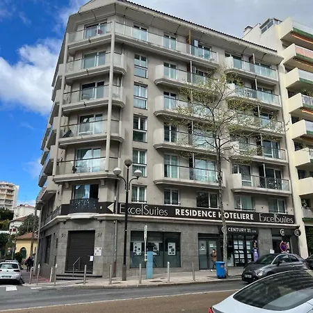 A079 Confortable Sur Carnot -1 Cannes