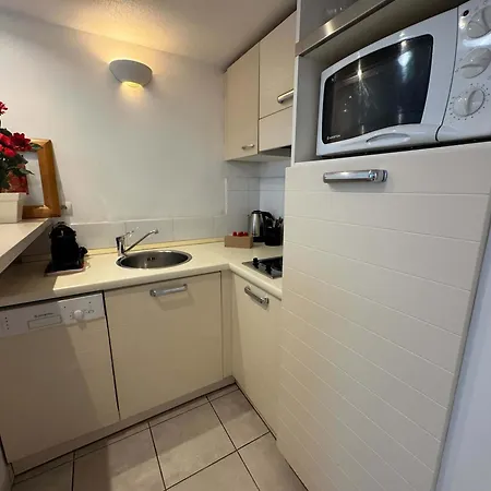 Apartmán A079 Confortable Sur Carnot -1 *